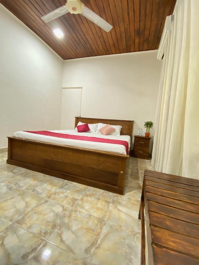 Lodge 87 Negombo Eksteriør bilde